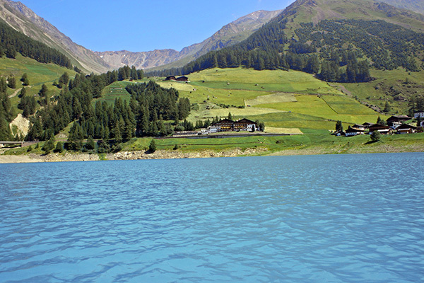 MOUNTAIN LAKE HOTEL VERNAGT - Senales Puro relax, sulle sponde del lago