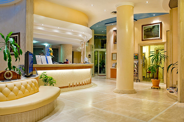 HOTEL DAVID PALACE - Porto San Giorgio Nel cuore del litorale Fermano