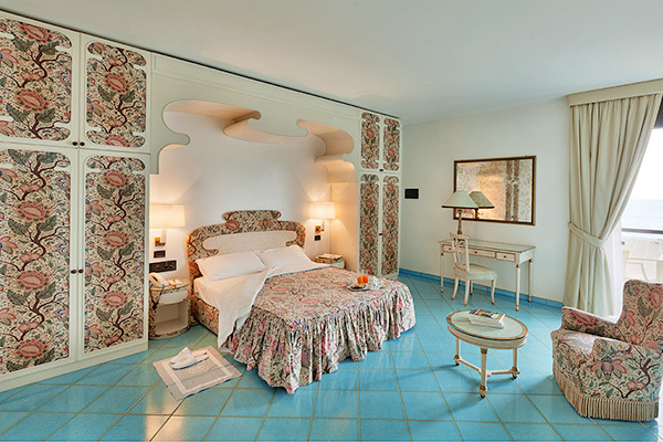 GRAND HOTEL TERME - Margherita di Savoia Fronte mare sul Gargano