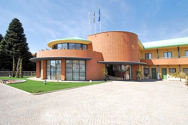 HOTEL LUNA 4* - Oleggio Castello (NO) A 3 km dal Lago Maggiore