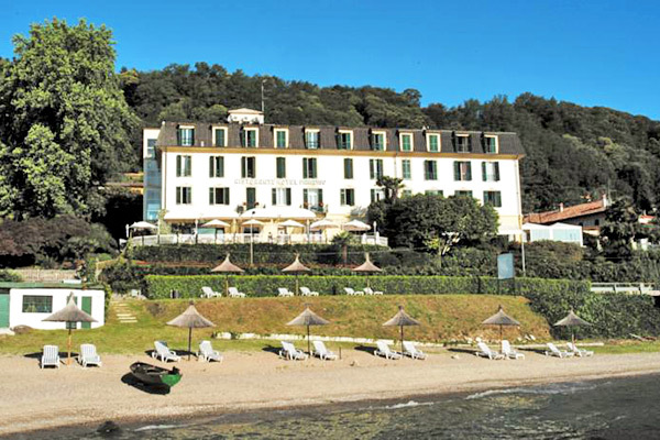 HOTEL VILLA PARADISO - Meina In villa dell'800, fronte lago
