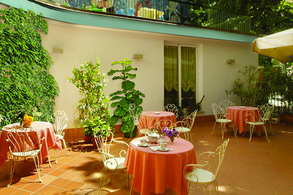 HOTEL RICCHI - Rimini Coccole e wellness a pochi metri dal mare
