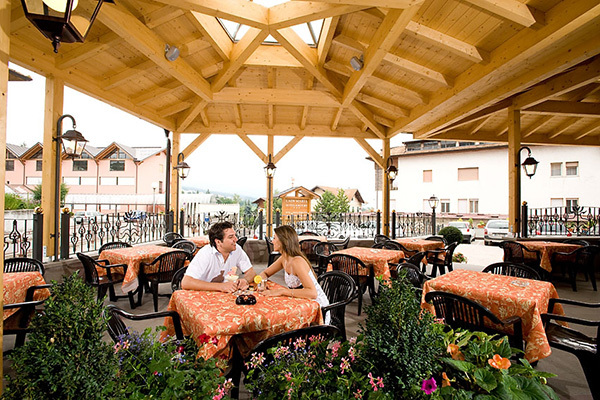 HOTEL LADY MARIA - Fondo In centro, nell'Alta Val di Non
