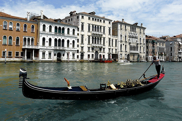 HOTEL MALIBRAN - Venezia Nel centro storico, in stile veneziano