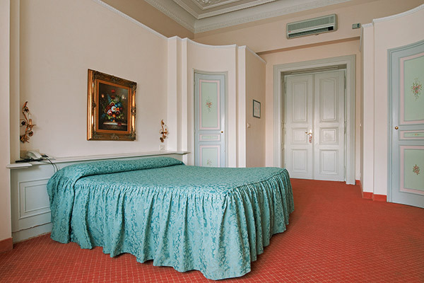 GRAND HOTEL LIBERTY - Riva del Garda Wellness 4* in stile Liberty