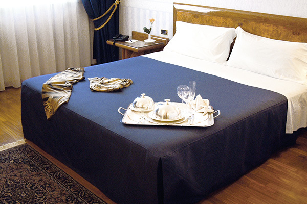 MONTRESOR HOTEL TOWER 4* - Bussolengo (VR) Ottima posizione, con Gardaland