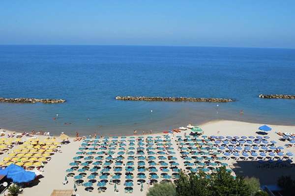 GRAND HOTEL ADRIATICO - Montesilvano 3*S nella splendida riviera Abruzzese
