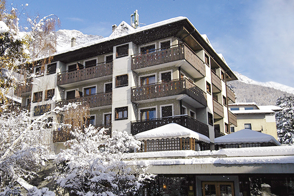 HOTEL REZIA - Bormio A 3 km da Bormio, prezzo imbattibile