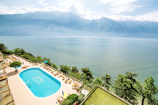 HOTEL PANORAMA - Limone sul Garda 4* in posizione panoramica, vista lago