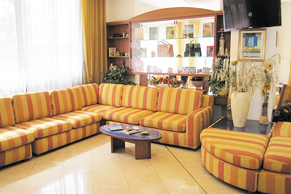 HOTEL SOLE - Diano Marina 3* fronte mare, spiaggia privata