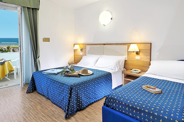 HOTEL LOSANNA - Gabicce Mare A 50 metri dal mare