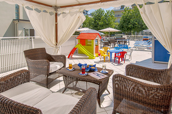 HOTEL LOSANNA - Gabicce Mare A 50 metri dal mare
