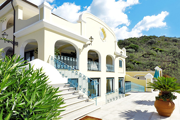 HOTEL & RESIDENCE CALA LIBEROTTO - Orosei Aparthotel con ottima ristorazione
