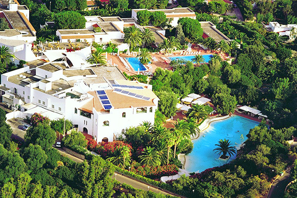 NICOLAUS CLUB OSTUNI ROSA MARINA RESORT 4* - Ostuni (BR) Stile mediterraneo in Resort 4*