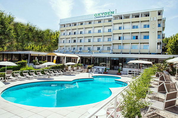 HOTEL OXYGEN - Rimini Per famiglie, moderno e confortevole
