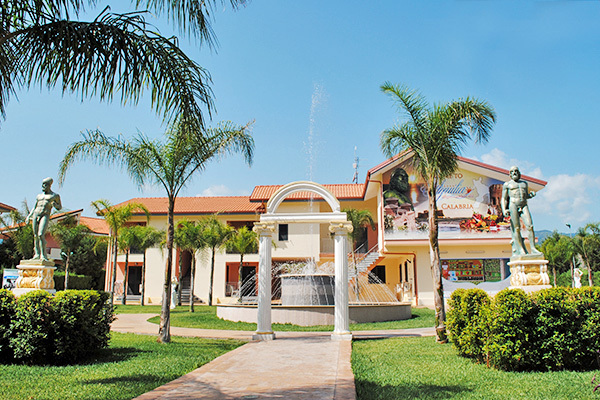 NICOLAUS CLUB AQUILIA RESORT - Badolato 4* nella Riviera dei Cedri