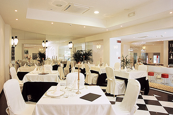 M GLAMOUR HOTEL - Gabicce Mare Elegante 4* in centro a Gabicce Mare