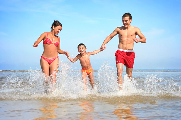HOTEL SALUS - Lido di Jesolo In centro, a 50 metri dal mare