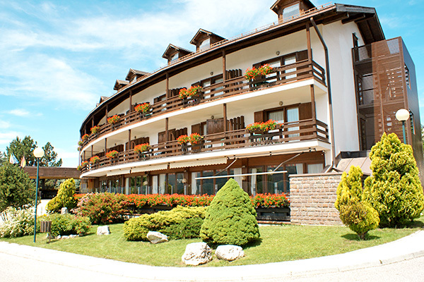 RESIDENCE RESORT VERONZA - Carano - Cavalese Family Resort in Val di Fiemme