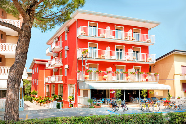 HOTEL ETNA - Caorle Direttamente sul mare