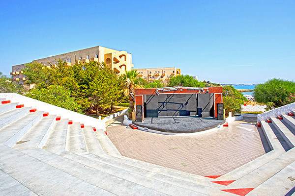 ATLANTIS CLUB ELORO - Noto Affacciato sul mare, in una piccola baia