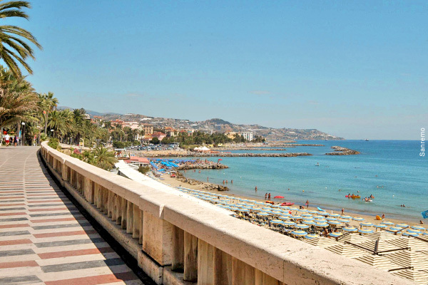 PARADISO - Sanremo Gestione familiare dal 1926, a 150 metri dalla spiaggia
