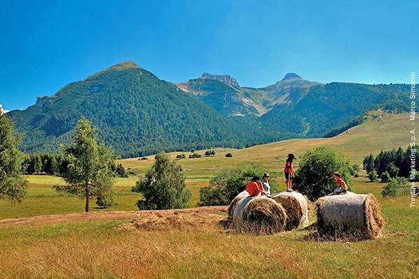 DOLOMITI CHALET FAMILY HOTEL - Vason del Monte Bondone Family Hotel 3* low cost sulle Dolomiti