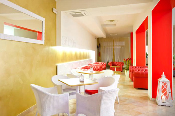 HOTEL CA D'ORO 3* - Caorle (VE) Direttamente sul mare