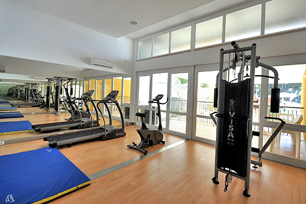 SPLENDID RESORT - Pola Sul mare, a 4 km dal centro di Pola