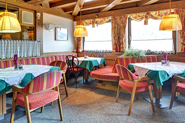 HOTEL WIESENHOF - Campo Tures Low cost, a 300 metri dal centro