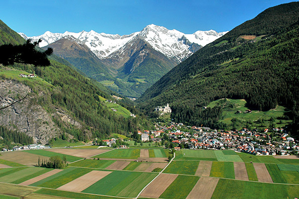 HOTEL WIESENHOF - Campo Tures Low cost, a 300 metri dal centro