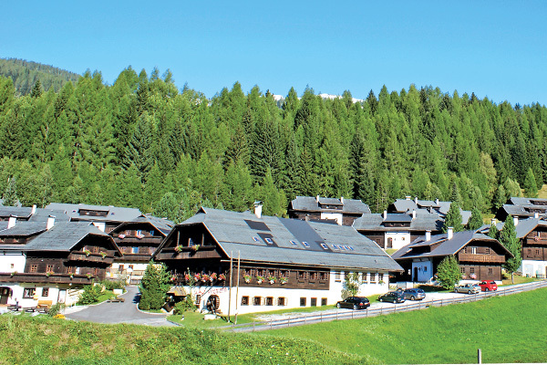 FAMILIENFERIENDORF KIRCHLEITN - Bad Kleinkirchheim Wellness & Beauty tra le montagne tirolesi