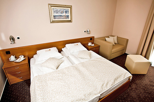 HOTEL MALIN - Njivice Di fronte al mare, sull'Isola di krk