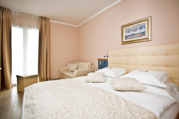 HOTEL MALIN - Njivice Di fronte al mare, sull'Isola di krk