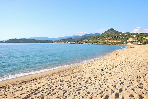 LA LISCIA E VILLA Appartamenti a 100 metri dal mare