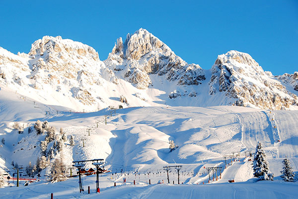 HOTEL CRISTALLO 3*S - PASSO SAN PELLEGRINO - MOENA (TN) A 50 metri dalle piste, in Val di Fassa