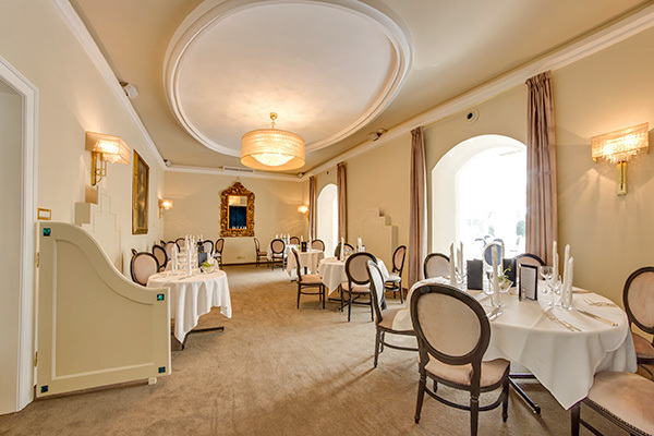 HOTEL MERANERHOF - Merano A 50 metri dalle Terme di Merano