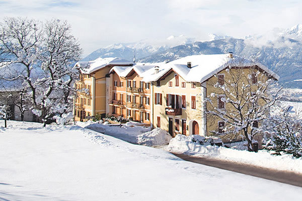 HOTEL STELLA DELLE ALPI 3*S - Ronzone (TN) Ambiente tipico e buona cucina