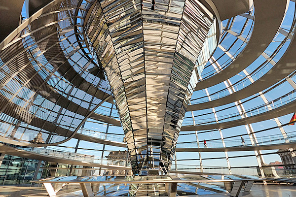 TOUR BERLINO - Berlino La città che non dorme mai