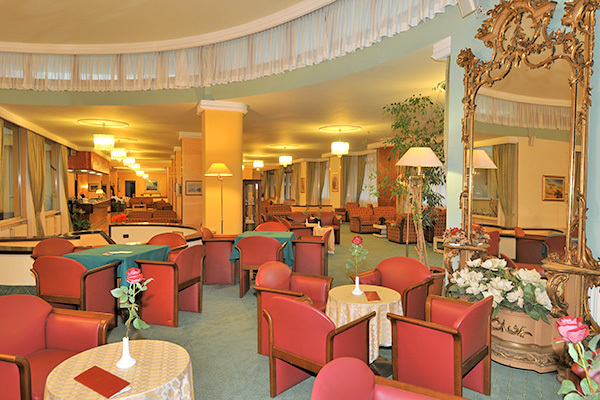 HOTEL TERME IMPERIAL - Montegrotto Terme Weekend rigenerante a Montegrotto Terme