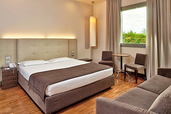 HOTEL CRUISE - Montano Lucino Wellness e degustazioni sul Lago d'Iseo