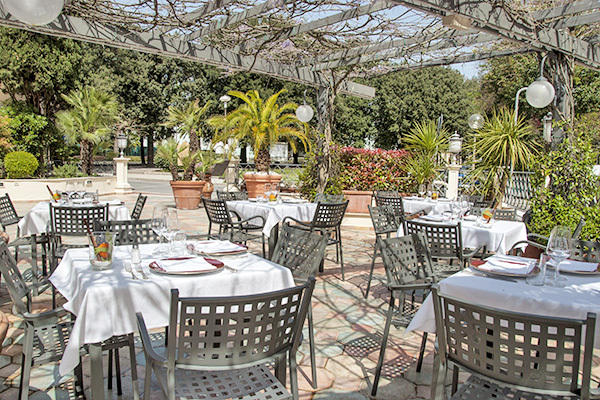 HOTEL SETTENTRIONALE ESPLANADE - Montecatini Terme Wellness in stile liberty, a Montecatini Terme