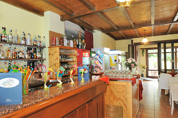 HOTEL PANORAMA - Costermano Essenziale, in riva al Lago di Garda