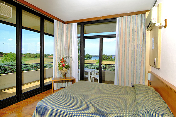 HOTEL ALFIERI - Sirmione A pochi passi dal lago
