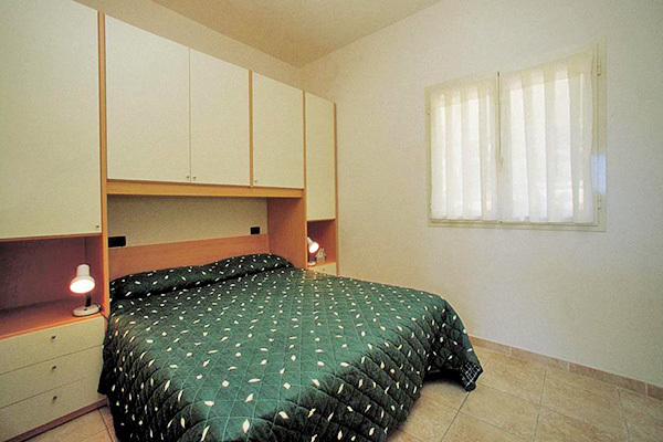 VILLAGGIO TURISTICO DEFENSOLA - Vieste Sul Gargano, a 200 metri dal mare