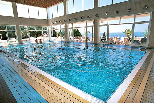 HOTEL BRIONI - Pola Sul mare, a 4 km dal centro di Pola