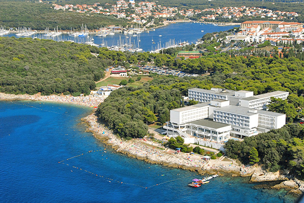 HOTEL BRIONI - Pola Sul mare, a 4 km dal centro di Pola