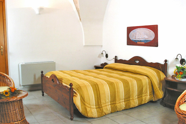 HOTEL MASSERIA REFRIGERIO - Ostuni Resort 4* in un uliveto secolare, nel Salento
