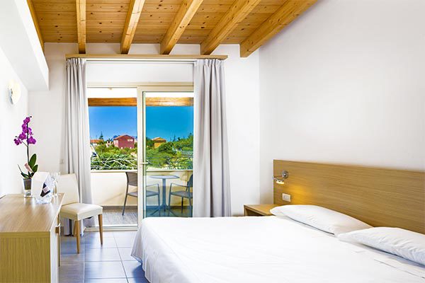 HOTEL SAN TEODORO - San Teodoro Appartamenti low cost, fino a 6 posti letto