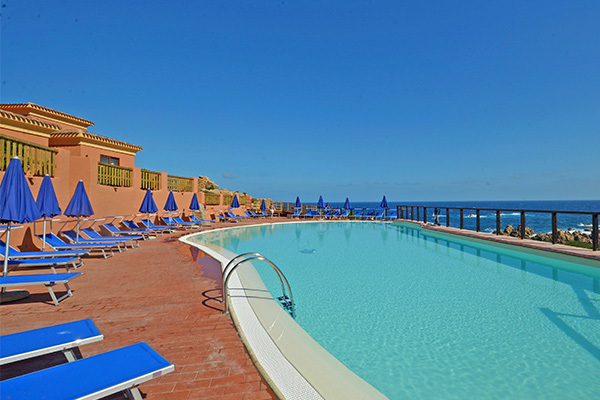 HOTEL COSTA PARADISO - Trinità d'Agultu e Vignola Panorama unico, a 700 metri dalla spiaggia di Li Cossi